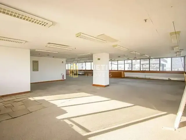 Sala para alugar, no bairro Auxiliadora em Porto Alegre