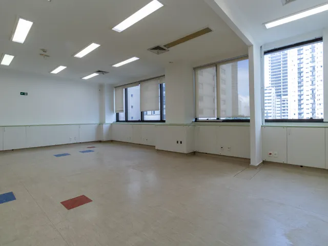 Foto do Sala - Conjunto comercial para venda em Moema, 286m² | Lares e Andares Imóveis