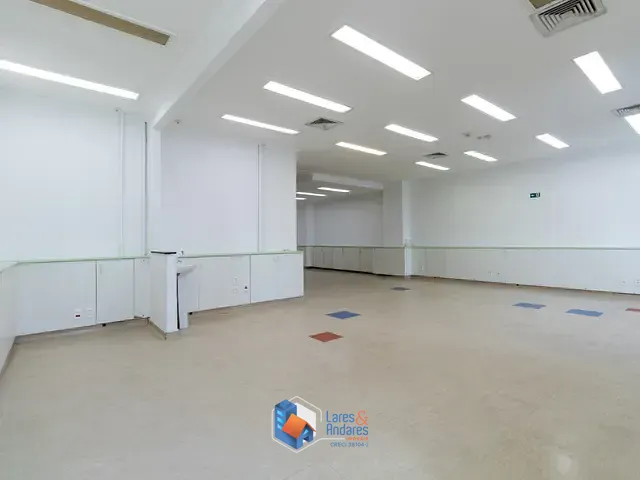 Sala com 504m², à venda, no bairro Moema em São Paulo