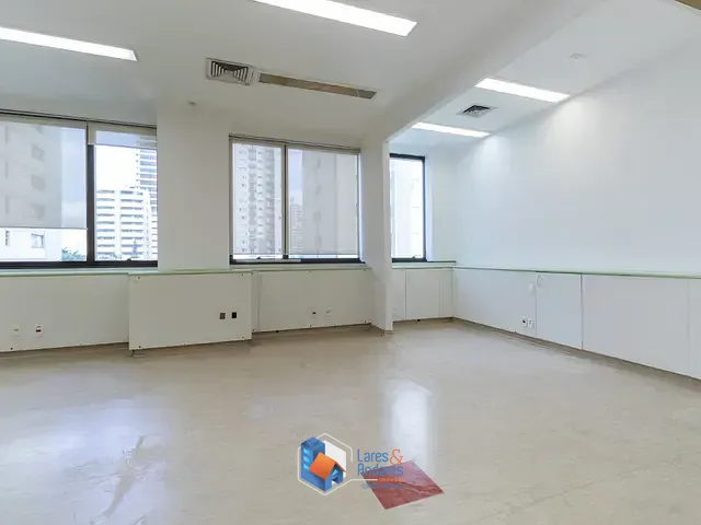 Sala com 504m², à venda, no bairro Moema em São Paulo