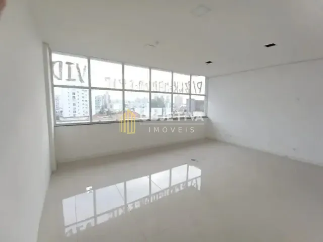 Sala para alugar, no bairro Azenha em Porto Alegre
