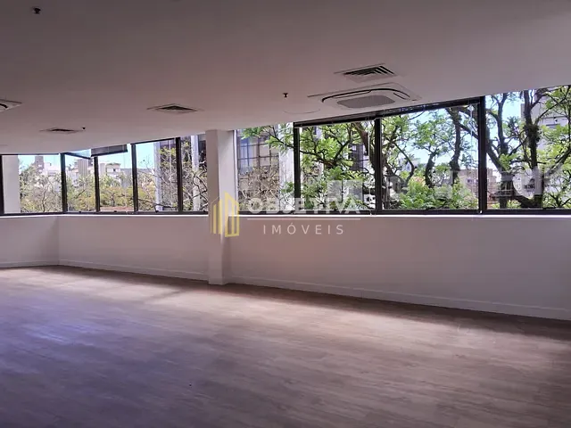 Sala para alugar, no bairro Moinhos de Vento em Porto Alegre