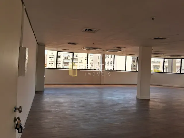 Sala para alugar, no bairro Moinhos de Vento em Porto Alegre