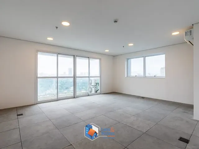 Sala com 48m², à venda, no bairro Santo Amaro em São Paulo