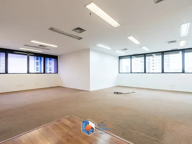 Sala com 120m², à venda, no bairro Santo Amaro em São Paulo