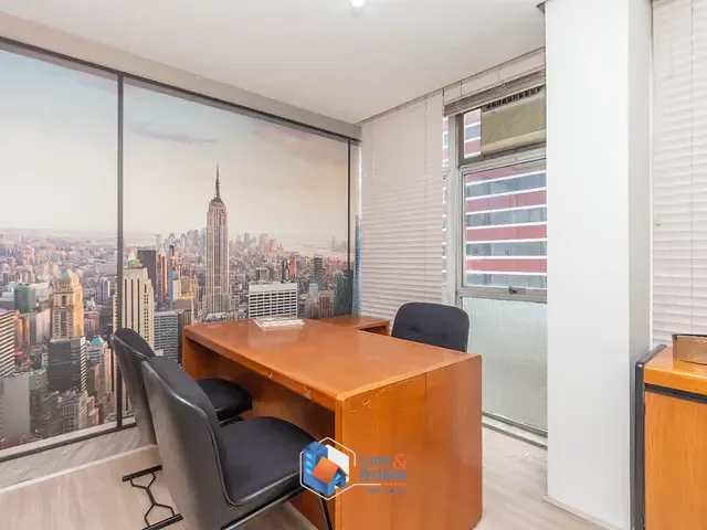Sala com 96m², à venda, no bairro Cerqueira César em São Paulo