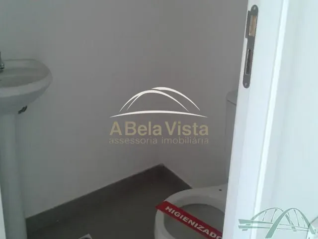 Sala com 28m², à venda, no bairro Vila Campesina em Osasco