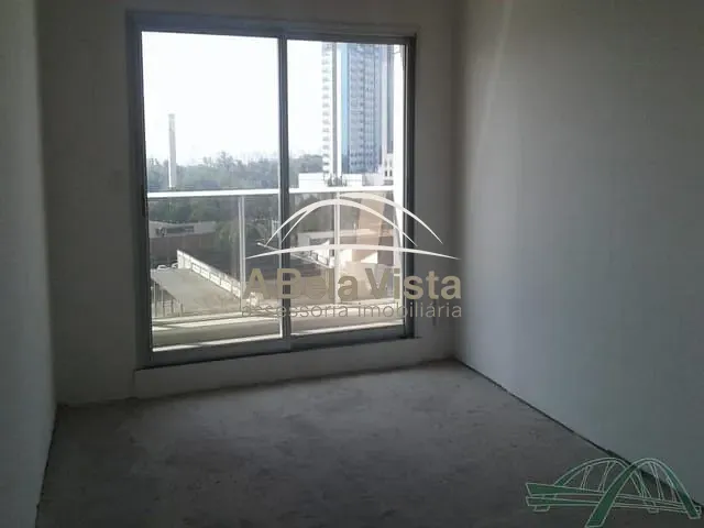 Sala com 28m², à venda, no bairro Vila Campesina em Osasco