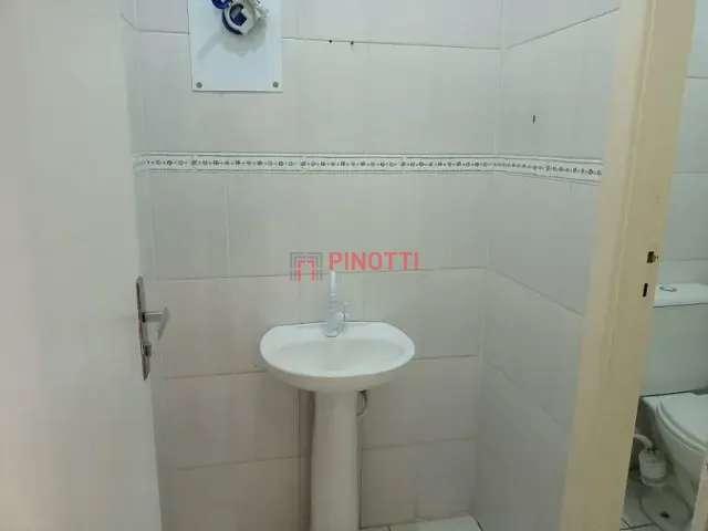 Sala para alugar, no bairro Nova Petrópolis em São Bernardo do Campo