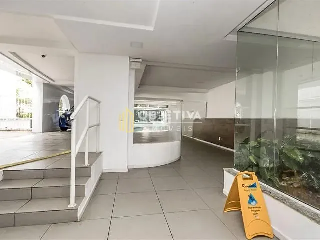 Sala com 131m², à venda, no bairro Higienópolis em Porto Alegre