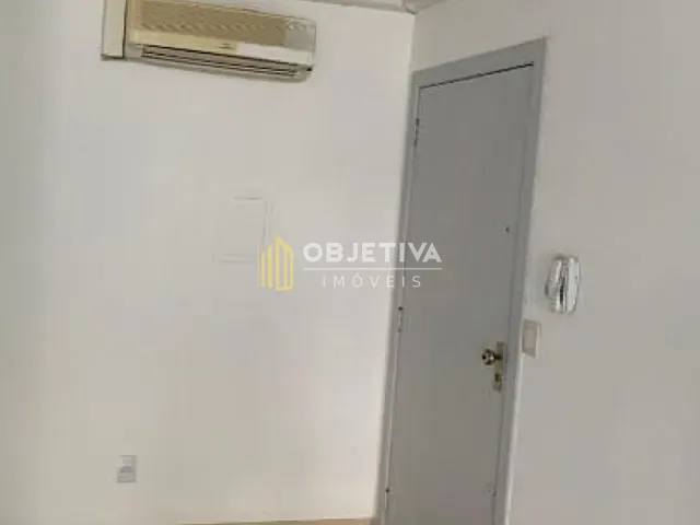 Sala para alugar, no bairro Petrópolis em Porto Alegre