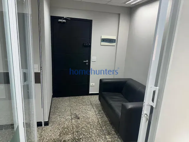Sala com 120m², para alugar, no bairro Loteamento Alphaville Campinas em Campinas