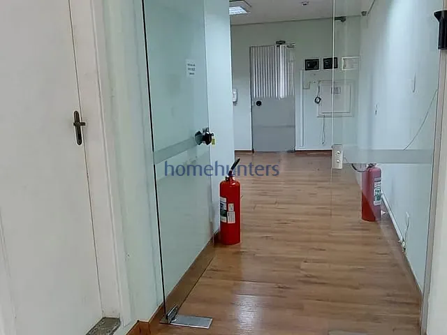 Sala com 221m², para alugar, no bairro Centro em Campinas