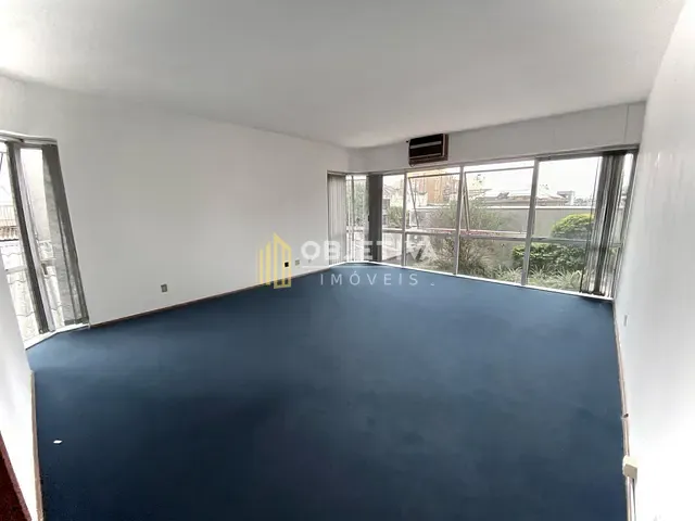 Sala à venda, no bairro Navegantes em Porto Alegre