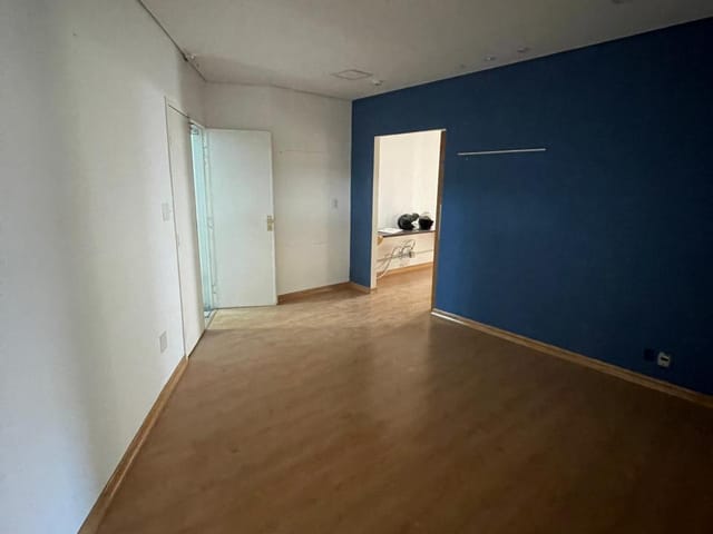 Foto do Sala - Conjunto comercial para venda em Centro, 165m² | Lares e Andares Imóveis