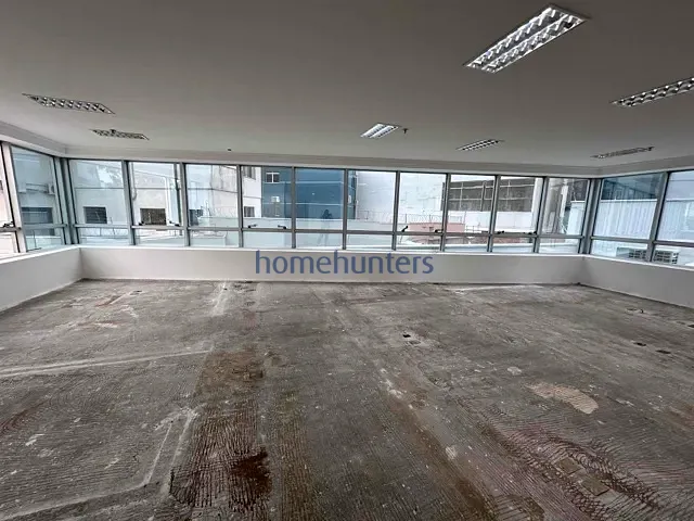 Sala para alugar, no bairro Cambuí em Campinas