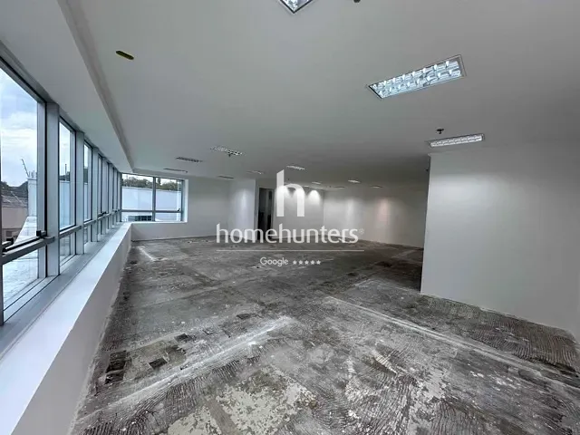 Sala para alugar, no bairro Cambuí em Campinas