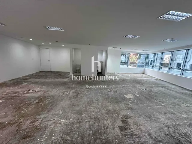 Sala para alugar, no bairro Cambuí em Campinas