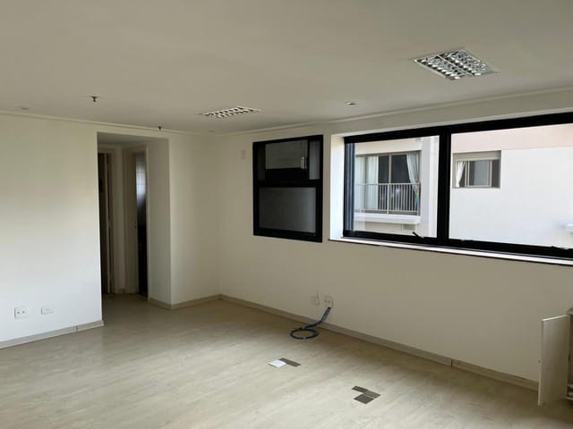 Foto do Sala - Conjunto comercial para venda em Santa Cecília, 28m² | Lares e Andares Imóveis