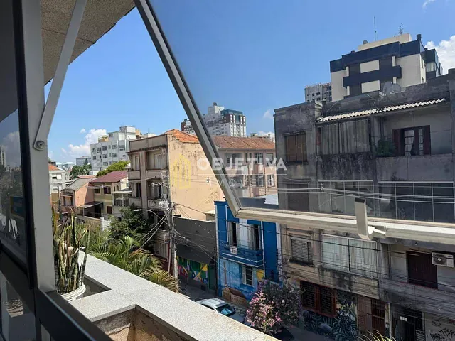 Sala à venda, no bairro Cidade Baixa em Porto Alegre