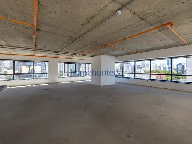 Sala com 303m², para alugar, no bairro Cambuí em Campinas
