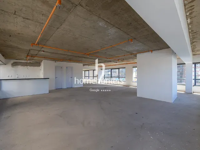 Sala com 303m², para alugar, no bairro Cambuí em Campinas
