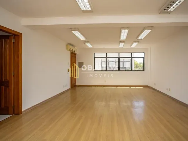 Sala para alugar, no bairro Petrópolis em Porto Alegre