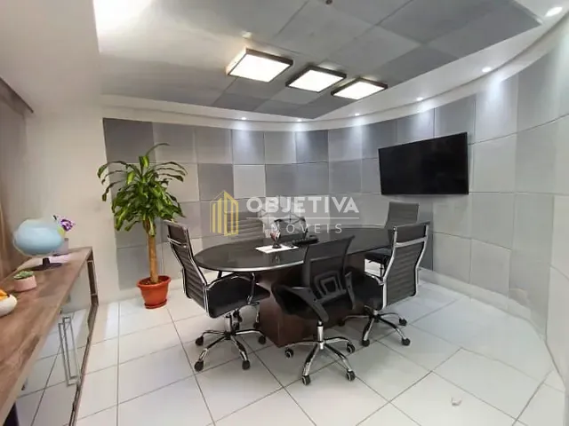 Sala com 155m², à venda, no bairro Higienópolis em Porto Alegre