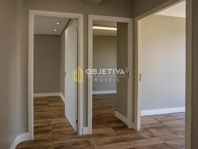 Sala para alugar, no bairro Petrópolis em Porto Alegre