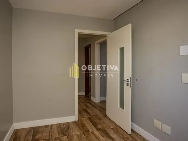 Sala para alugar, no bairro Petrópolis em Porto Alegre