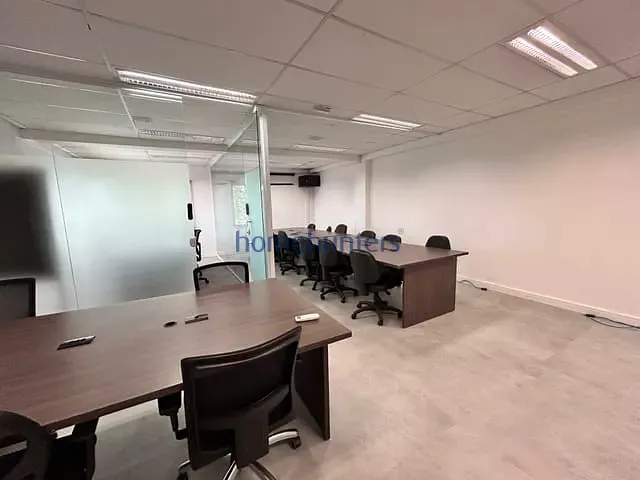 Sala para alugar, no bairro Loteamento Alphaville Campinas em Campinas