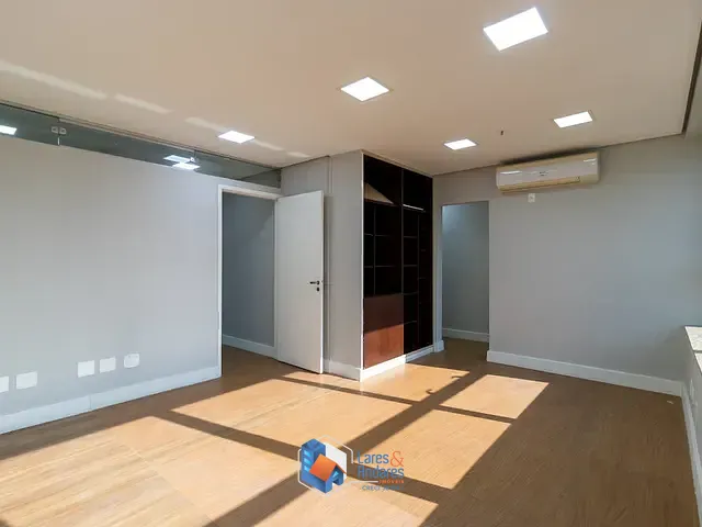 Sala com 184m², à venda, no bairro Vila Mariana em São Paulo
