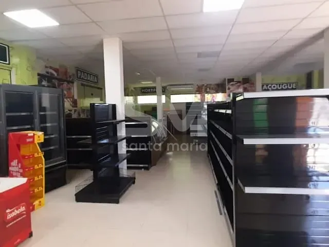 Sala com 150m², para alugar, no bairro Santos Dumont em Chapecó