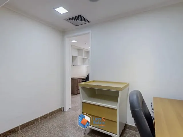 Sala com 29m², à venda, no bairro Moema em São Paulo
