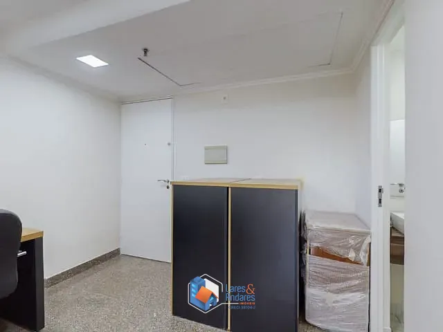 Sala com 29m², à venda, no bairro Moema em São Paulo