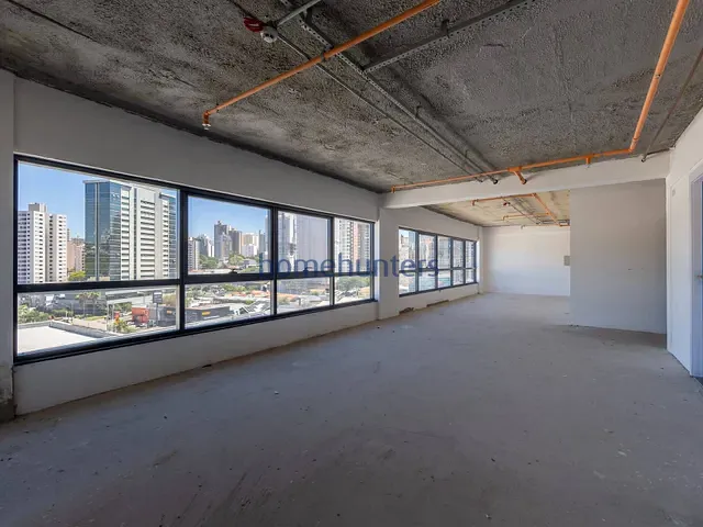 Sala para alugar, no bairro Cambuí em Campinas