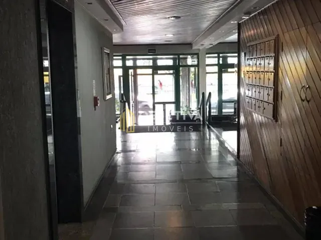Sala para alugar, no bairro Petrópolis em Porto Alegre