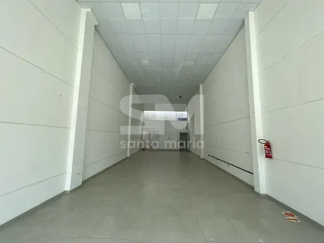 Sala para alugar, no bairro Presidente Médici em Chapecó