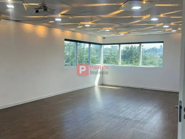 Sala com 145m², para alugar, no bairro Vila Almeida em São Paulo