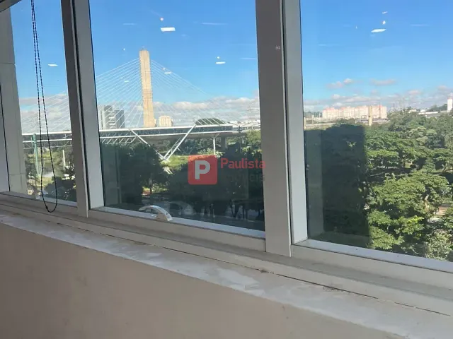 Sala com 145m², para alugar, no bairro Vila Almeida em São Paulo