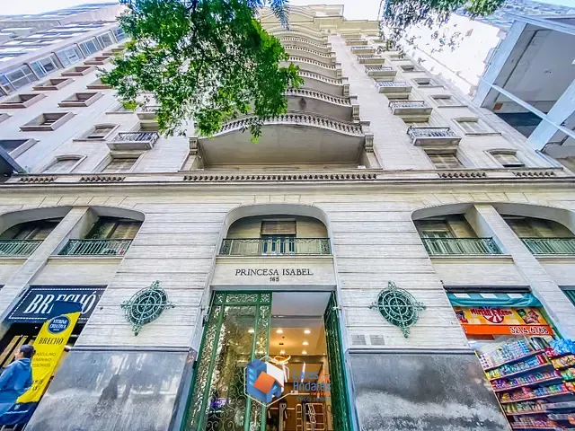 Sala com 260m², à venda, no bairro República em São Paulo