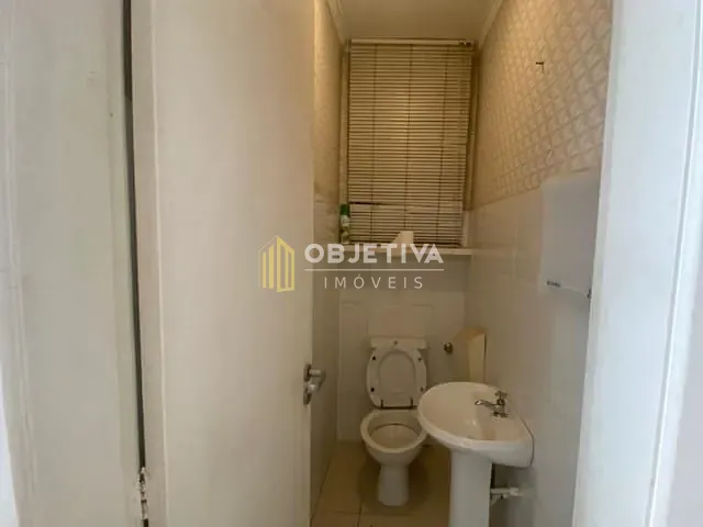 Sala à venda, no bairro Centro Histórico em Porto Alegre