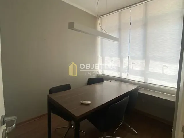 Sala à venda, no bairro Centro Histórico em Porto Alegre