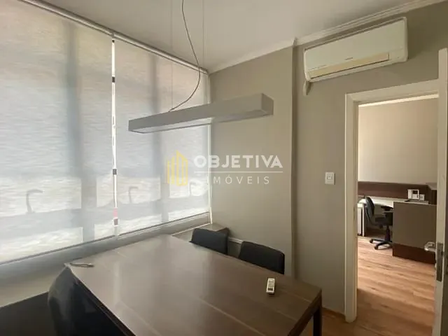 Sala à venda, no bairro Centro Histórico em Porto Alegre