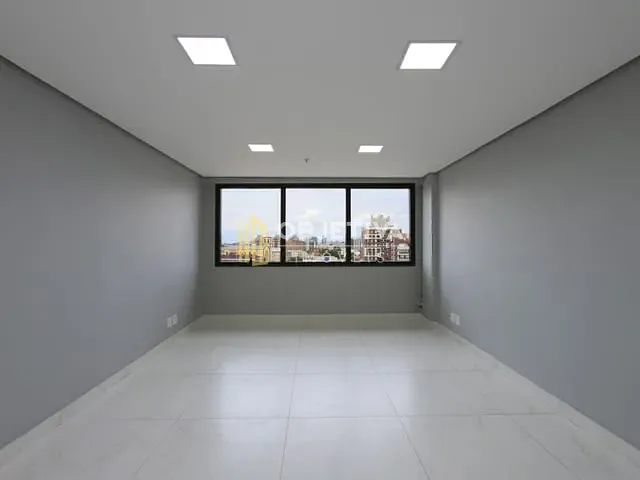 Sala para alugar, no bairro Cristo Redentor em Porto Alegre