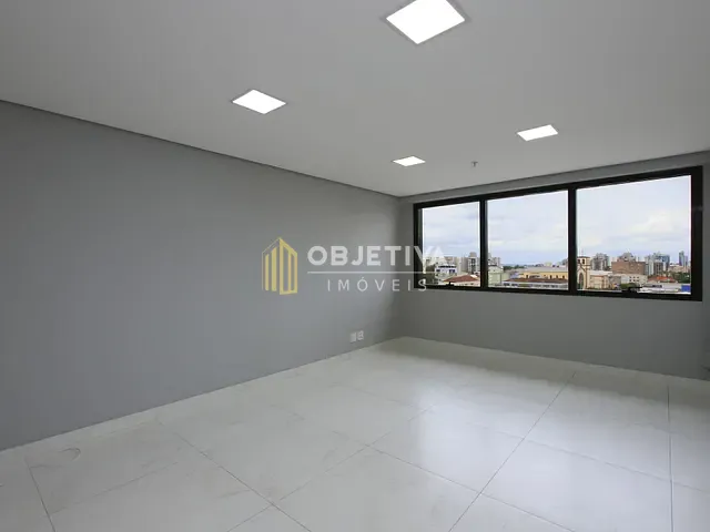 Sala para alugar, no bairro Cristo Redentor em Porto Alegre