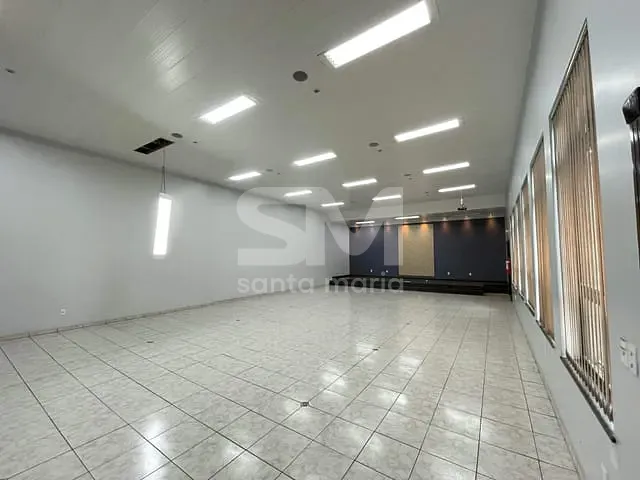 Sala com 390m², para alugar, no bairro São Cristóvão em Chapecó