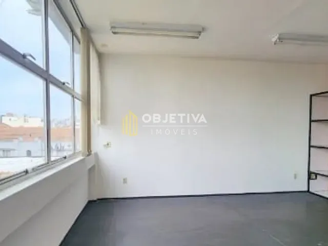 Sala à venda, no bairro São Geraldo em Porto Alegre