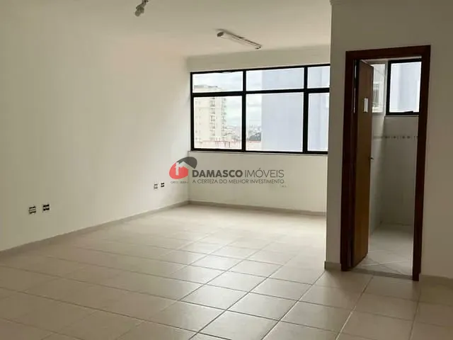 Sala com 40m², para alugar, no bairro Campestre em Santo André