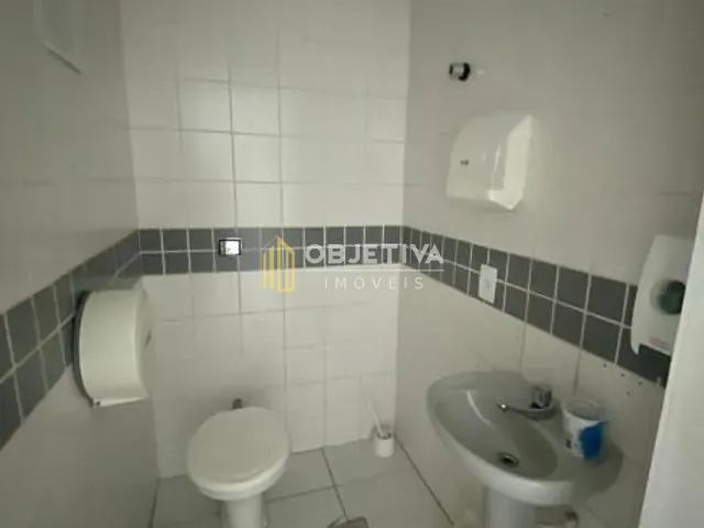 Sala para alugar, no bairro Menino Deus em Porto Alegre
